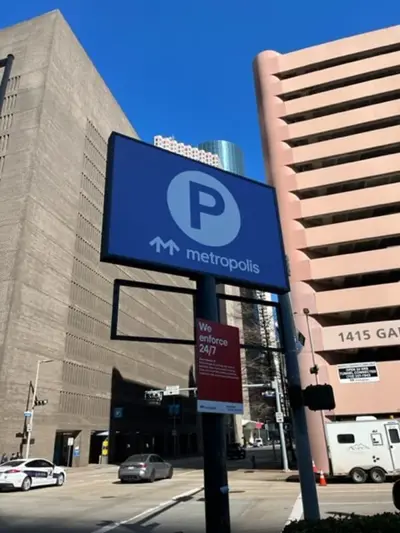 Wayfinding Signs Photo